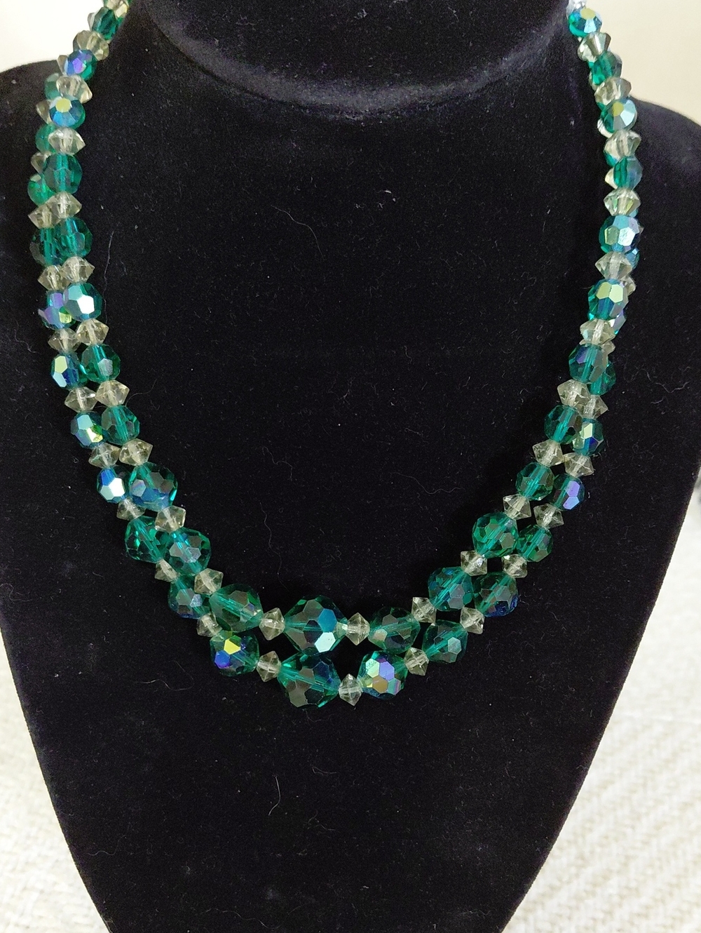 Vintage Emerald Green Faceted Glass Bead Double-Strand Necklace